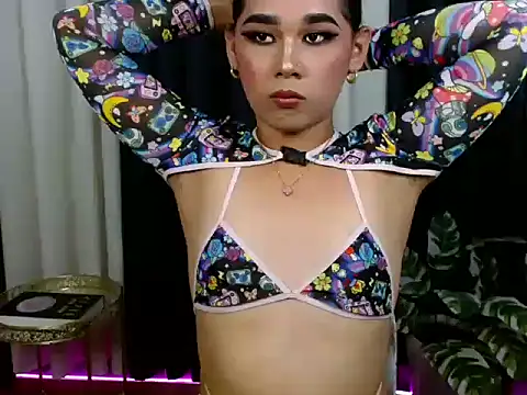 Kiethmadison Miller online show from September 21, 2025, 1:49 pm