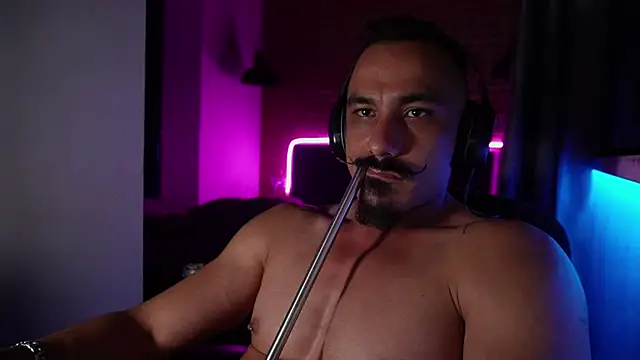 senior mustache online show from September 8, 2025, 7:13 pm