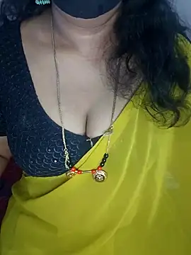 luci-queen online show from May 24, 2026, 6:08 pm