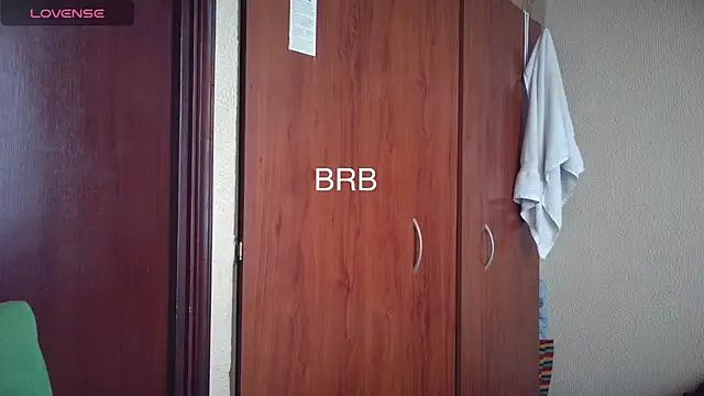 cris2428 online show from January 17, 2026, 10:35 pm