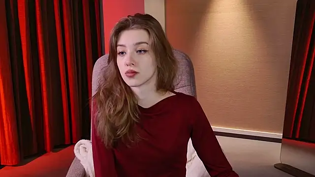 Snapshot of AstraMist chatting on December 4, 2025, 6:45 am AstraMist online show from December 4, 2025, 6:45 am