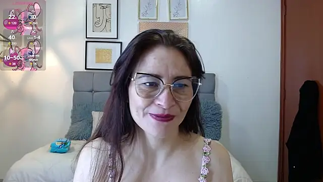  naomi s online show from December 19, 2025, 1:02 pm