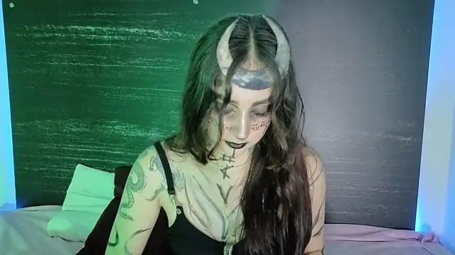 Snapshot of sharlot24 chatting on November 1, 2025, 12:39 am sharlot24 online show from November 1, 2025, 12:39 am