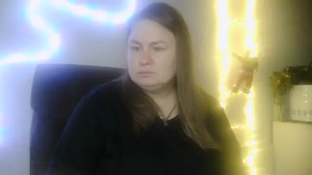 MartaXLove online show from December 3, 2025, 4:06 pm