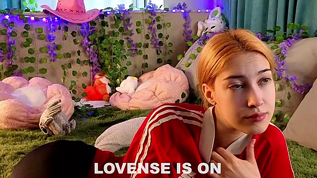 AngelicRice online show from February 9, 2026, 11:30 am