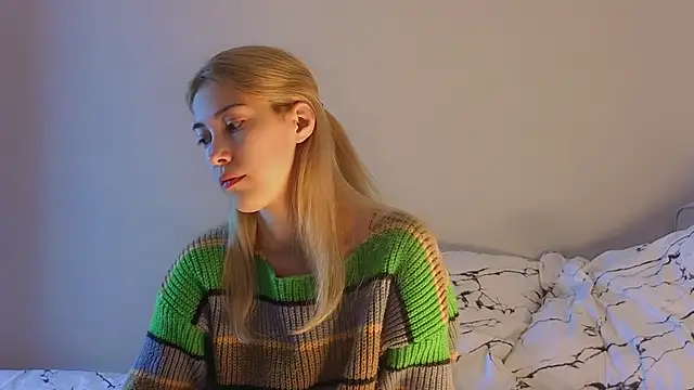 Snapshot of AngelicRice chatting on November 15, 2025, 11:14 am AngelicRice online show from November 15, 2025, 11:14 am