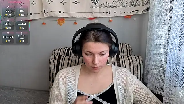 Snapshot of CutieAnny chatting on November 12, 2025, 5:22 am CutieAnny online show from November 12, 2025, 5:22 am