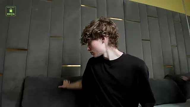 Snapshot of Kevin_Garsia chatting on September 20, 2025, 8:14 pm Kevin Garsia online show from September 20, 2025, 8:14 pm