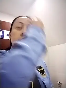 CRISTAL  11 online show from December 4, 2025, 12:26 pm