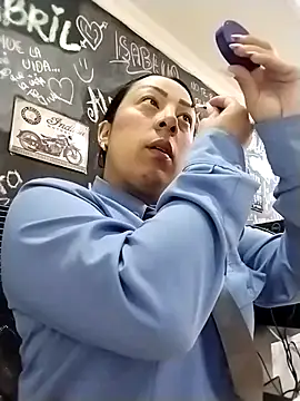 CRISTAL  11 online show from October 28, 2025, 12:26 pm