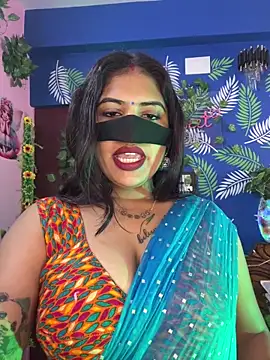 Snapshot of V-Hot-Sweti chatting on December 22, 2025, 4:29 pm V-Hot-Sweti online show from December 22, 2025, 4:29 pm