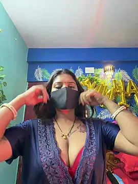 Snapshot of V-Hot-Sweti chatting on February 24, 2026, 9:54 am V-Hot-Sweti online show from February 24, 2026, 9:54 am