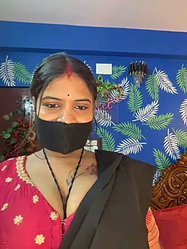 V-Hot-Sweti online show from April 1, 2026, 5:10 pm