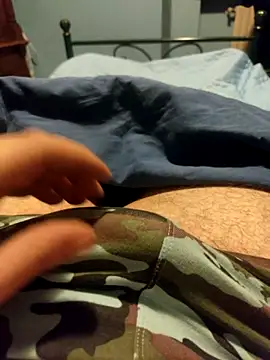 Snapshot of __Mike___ chatting on November 26, 2025, 6:13 am Mike online show from November 26, 2025, 6:13 am