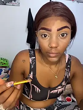 zaracollins01 online show from March 10, 2026, 1:15 pm