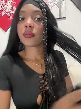 Snapshot of zaracollins01 chatting on September 28, 2025, 3:46 am zaracollins01 online show from September 28, 2025, 3:46 am