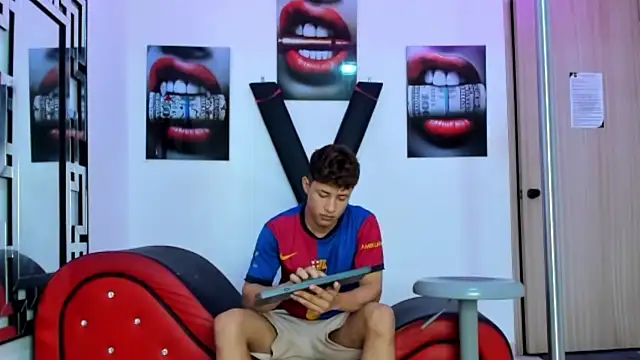 Snapshot of GRETTY_BOYS chatting on November 4, 2025, 7:23 am GRETTY BOYS online show from November 4, 2025, 7:23 am