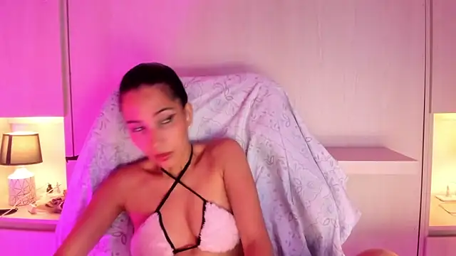 Snapshot of LexxaQueen chatting on December 5, 2025, 4:11 am LexxaQueen online show from December 5, 2025, 4:11 am