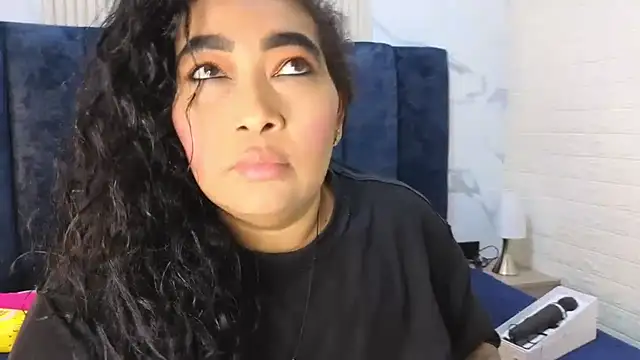 Snapshot of yunkeyc chatting on November 9, 2025, 2:37 am yunkeyc online show from November 9, 2025, 2:37 am