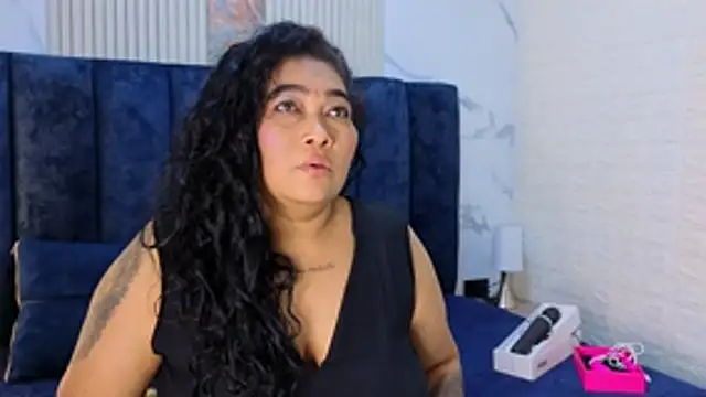 Snapshot of yunkeyc chatting on November 6, 2025, 2:04 am yunkeyc online show from November 6, 2025, 2:04 am