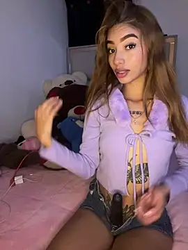 Snapshot of Sophia_Queen03 chatting on February 1, 2026, 3:49 am Sophia Queen03 online show from February 1, 2026, 3:49 am