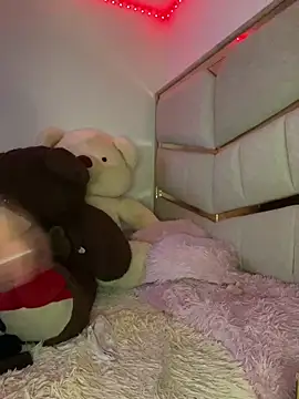 Snapshot of Sophia_Queen03 chatting on January 7, 2026, 3:44 am Sophia Queen03 online show from January 7, 2026, 3:44 am