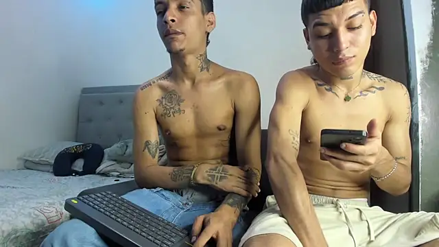 twinkDuohot online show from April 9, 2026, 6:19 am