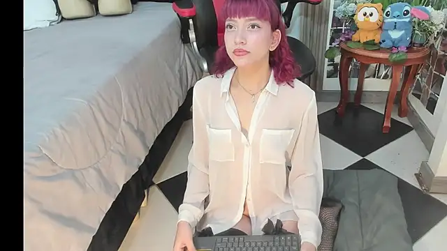 sophia arevalo online show from March 27, 2026, 3:26 am