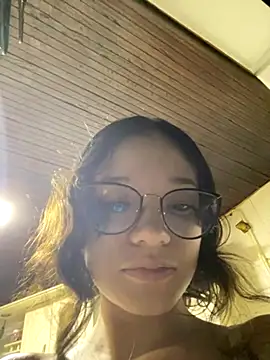 sukubo   online show from December 2, 2025, 7:32 am