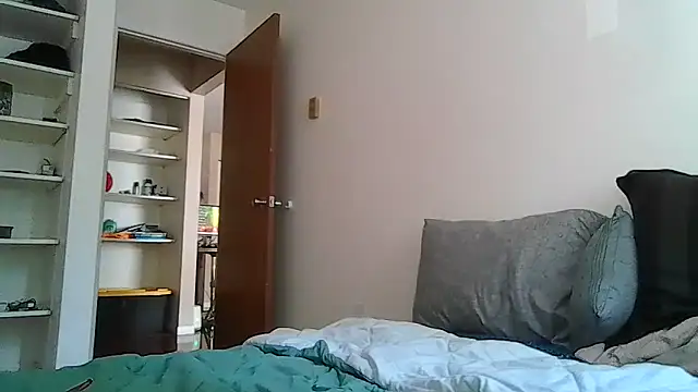 Snapshot of Mr_nightfall chatting on June 16, 2026, 8:20 pm Mr nightfall online show from June 16, 2026, 8:20 pm