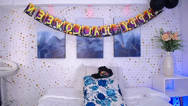 Snapshot of Emily_Vaughan chatting on November 5, 2025, 3:31 am Emily Vaughan online show from November 5, 2025, 3:31 am