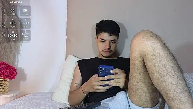 Snowlann online show from November 3, 2025, 12:31 pm