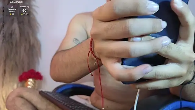 Snowlann online show from October 30, 2025, 12:58 pm