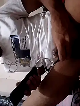 Snapshot of Silly_Boy12 chatting on October 1, 2025, 8:02 pm Silly Boy12 online show from October 1, 2025, 8:02 pm