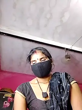 Snapshot of Rashili_jaan chatting on October 15, 2025, 5:21 pm Rashili jaan online show from October 15, 2025, 5:21 pm