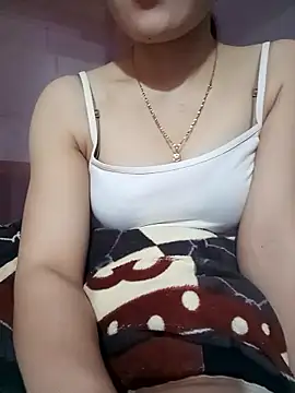 Snapshot of LucyyLy chatting on January 18, 2026, 1:31 am LucyyLy online show from January 18, 2026, 1:31 am