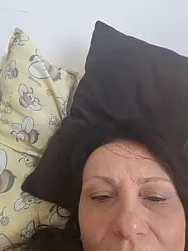 Snapshot of jessyca_ chatting on November 2, 2025, 9:47 am jessyca online show from November 2, 2025, 9:47 am