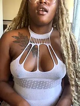 Snapshot of houseforsex chatting on October 23, 2025, 6:34 am houseforsex online show from October 23, 2025, 6:34 am