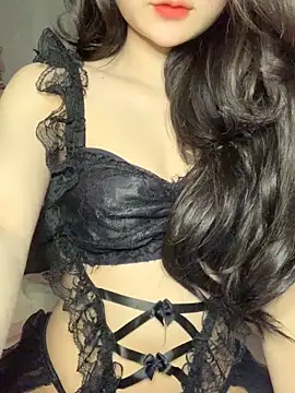 swallow-nice online show from December 15, 2025, 1:17 pm