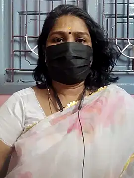 Snapshot of Tamil_Azhaghi25 chatting on June 21, 2026, 12:55 pm Tamil Azhaghi25 online show from June 21, 2026, 12:55 pm