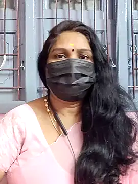 Snapshot of Tamil_Azhaghi25 chatting on November 3, 2025, 4:54 pm Tamil Azhaghi25 online show from November 3, 2025, 4:54 pm