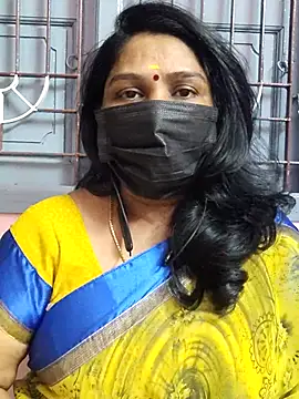 Snapshot of Tamil_Azhaghi25 chatting on November 9, 2025, 5:39 pm Tamil Azhaghi25 online show from November 9, 2025, 5:39 pm