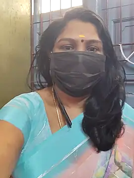 Snapshot of Tamil_Azhaghi25 chatting on November 20, 2025, 6:25 am Tamil Azhaghi25 online show from November 20, 2025, 6:25 am