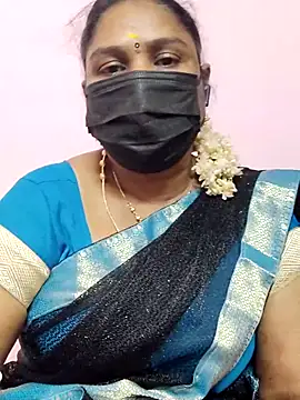 Snapshot of Tamil_Azhaghi25 chatting on October 2, 2025, 6:11 pm Tamil Azhaghi25 online show from October 2, 2025, 6:11 pm