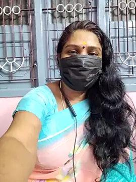 Snapshot of Tamil_Azhaghi25 chatting on November 5, 2025, 6:44 pm Tamil Azhaghi25 online show from November 5, 2025, 6:44 pm