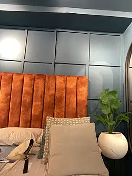 Snapshot of Tayler_Kim chatting on February 27, 2026, 4:40 pm Tayler Kim online show from February 27, 2026, 4:40 pm