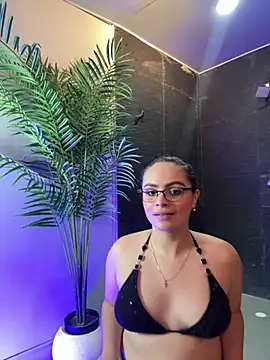 Tayler Kim online show from April 10, 2026, 6:59 pm