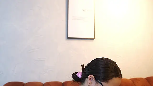 Snapshot of Tayler_Kim chatting on February 7, 2026, 6:27 pm Tayler Kim online show from February 7, 2026, 6:27 pm