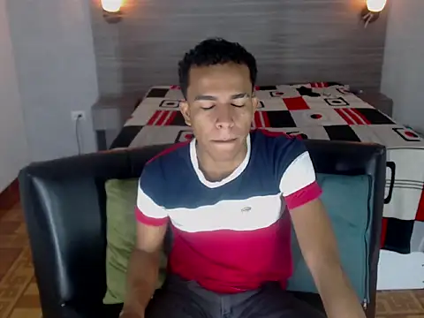 Snapshot of aston_xvera chatting on September 15, 2025, 3:18 am aston xvera online show from September 15, 2025, 3:18 am