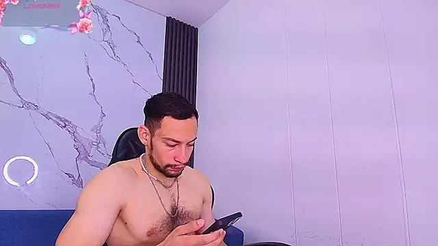 TyagoRoberts online show from November 17, 2025, 1:59 pm